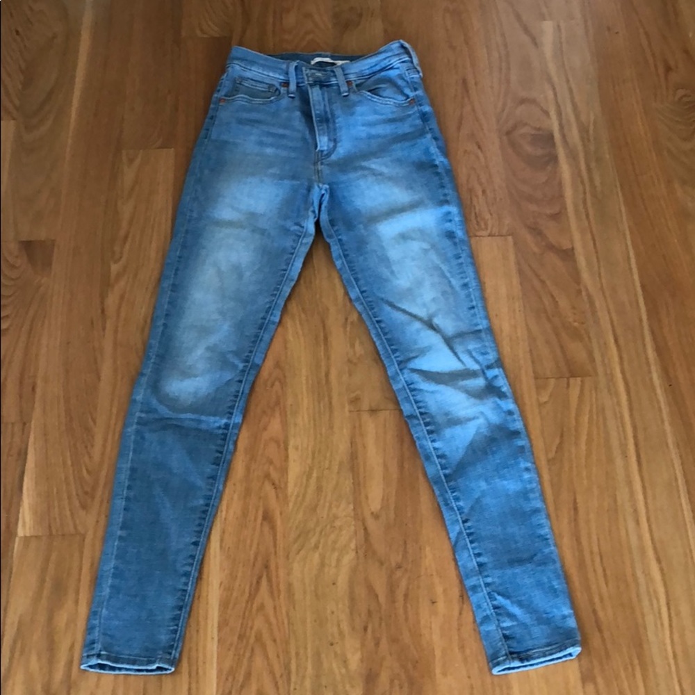 Levi’s, mile high super skinny, light wash jeans